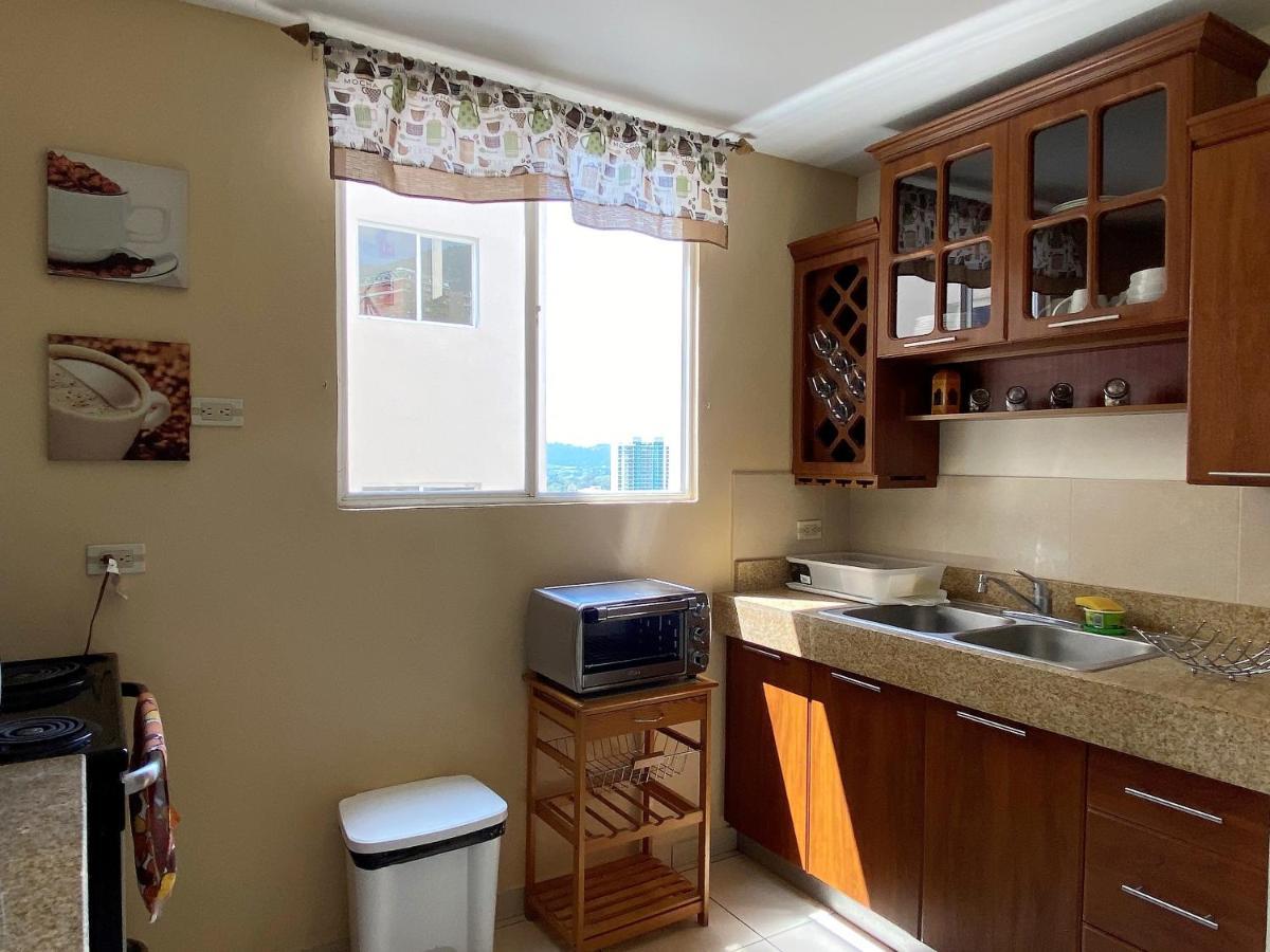 Beautiful Apartment, Terrace With Incredible View, 3 Bdr, Escalon, Exclusive, Secure San Salvador Exterior photo